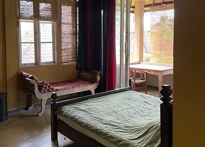 210m2 Two Floor House With Two Kitchens And 2 Bathrooms Garden And Pool *