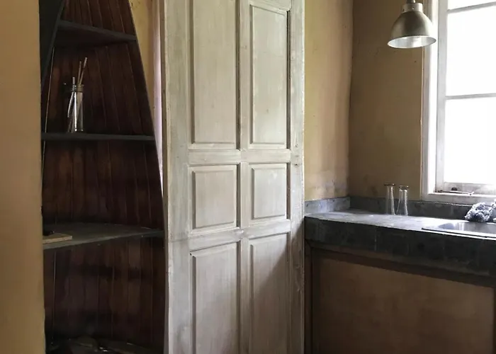 210m2 Two Floor House With Two Kitchens And 2 Bathrooms Garden And Pool Сasa de vacaciones