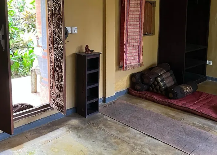 210m2 Two Floor House With Two Kitchens And 2 Bathrooms Garden And Pool Сasa de vacaciones Ubud