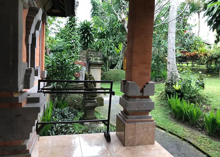 210m2 Two Floor House With Two Kitchens And 2 Bathrooms Garden And Pool Сasa de vacaciones