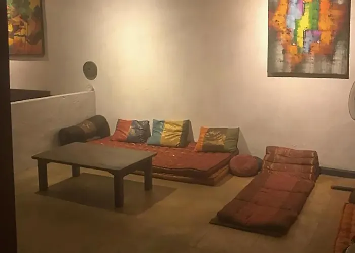 Сasa de vacaciones 210m2 Two Floor House With Two Kitchens And 2 Bathrooms Garden And Pool