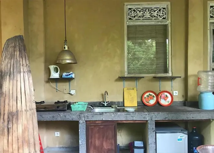 Сasa de vacaciones 210m2 Two Floor House With Two Kitchens And 2 Bathrooms Garden And Pool Ubud