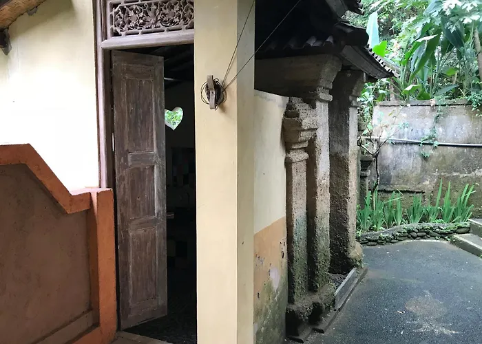 210m2 Two Floor House With Two Kitchens And 2 Bathrooms Garden And Pool